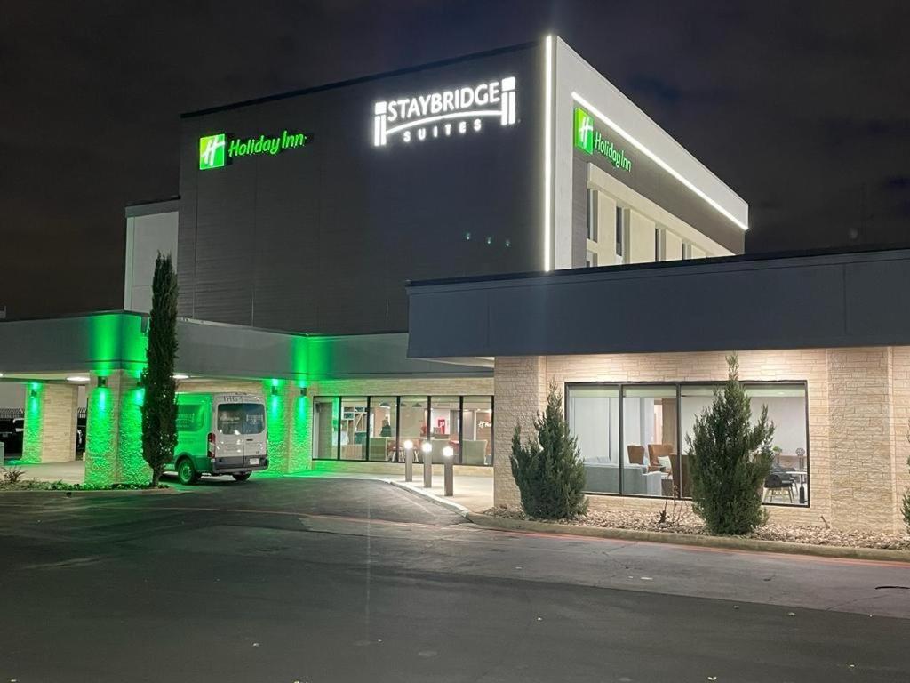 Staybridge Suites Dallas Market Ctr Love Field, An Ihg Hotel Eksteriør billede